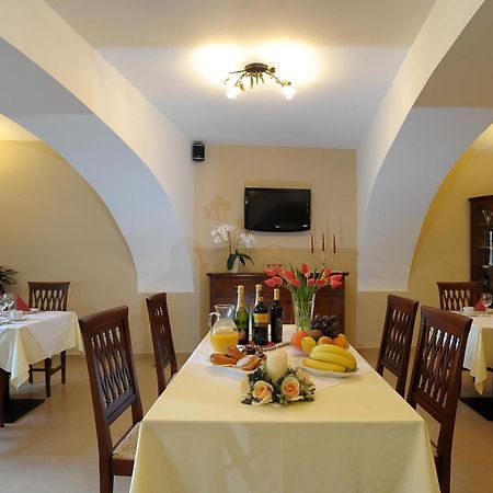 Hotel U Krale Jičín Buitenkant foto