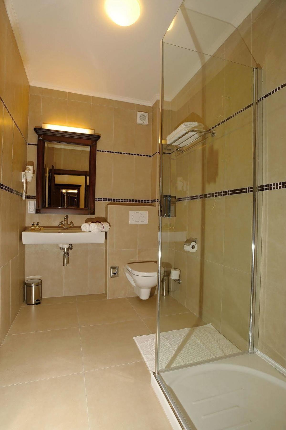 Hotel U Krale Jičín Buitenkant foto